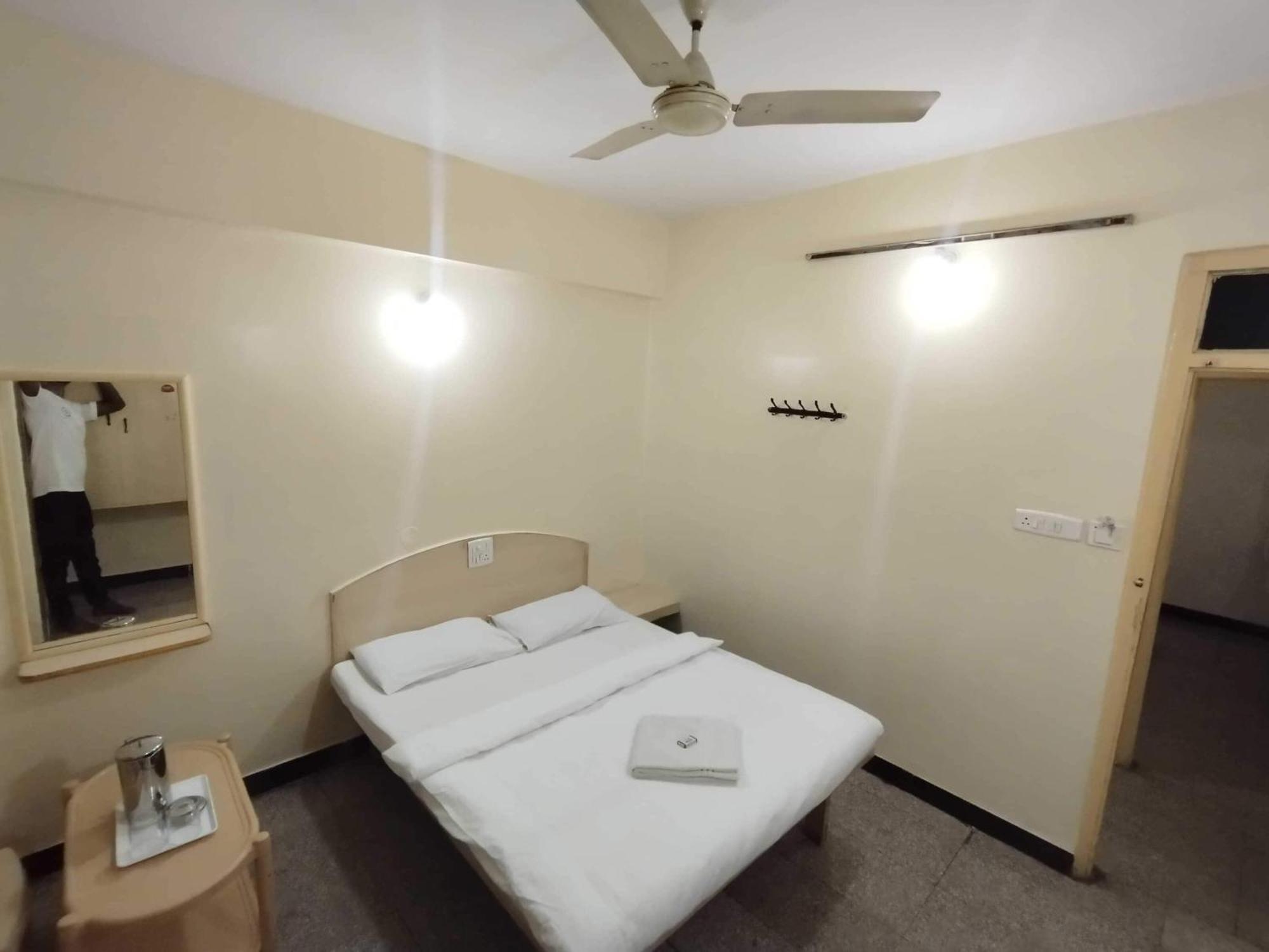 Hotel O Sri Vijaya Palace Lodging Bangalore Luaran gambar