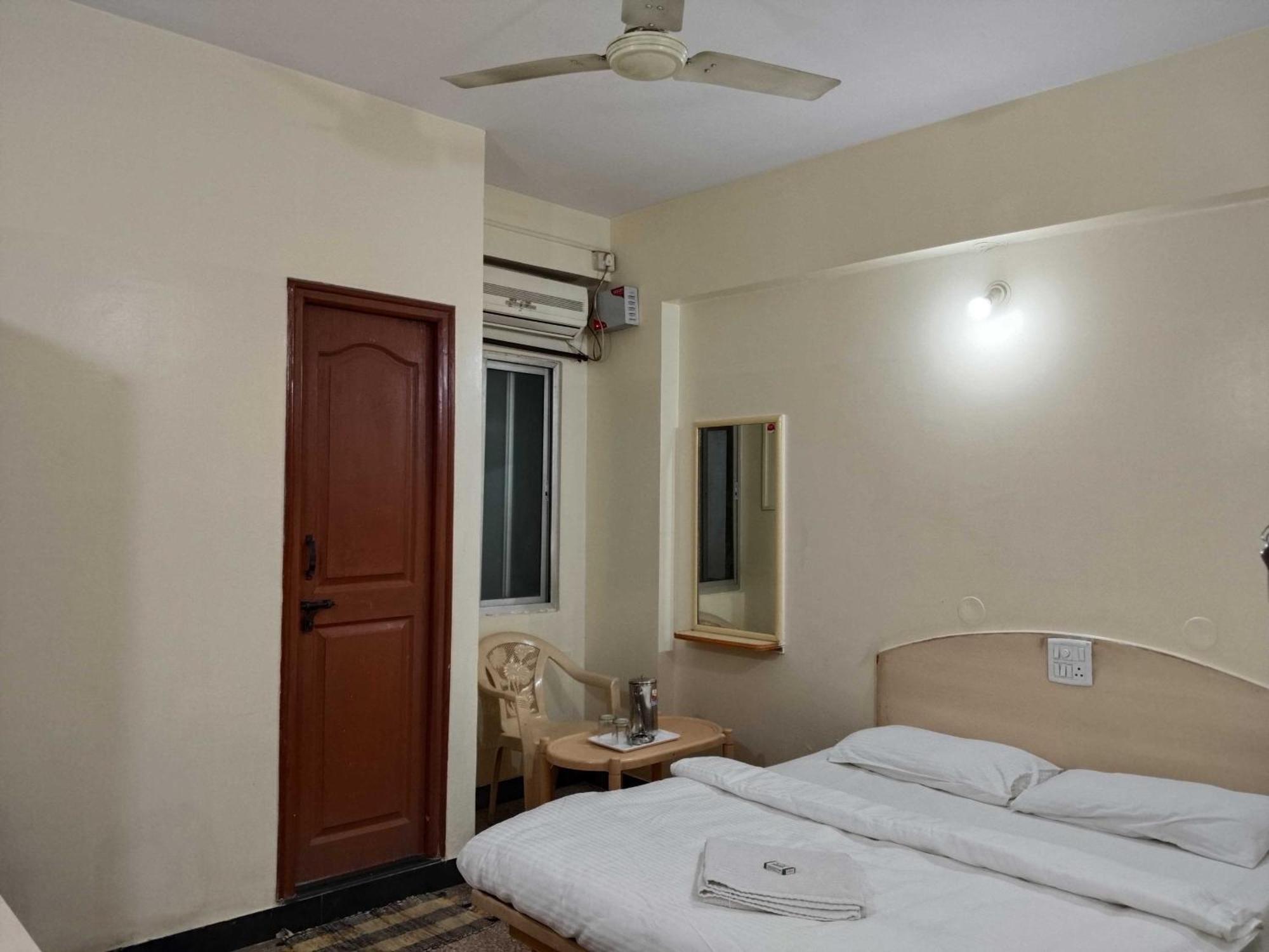 Hotel O Sri Vijaya Palace Lodging Bangalore Luaran gambar